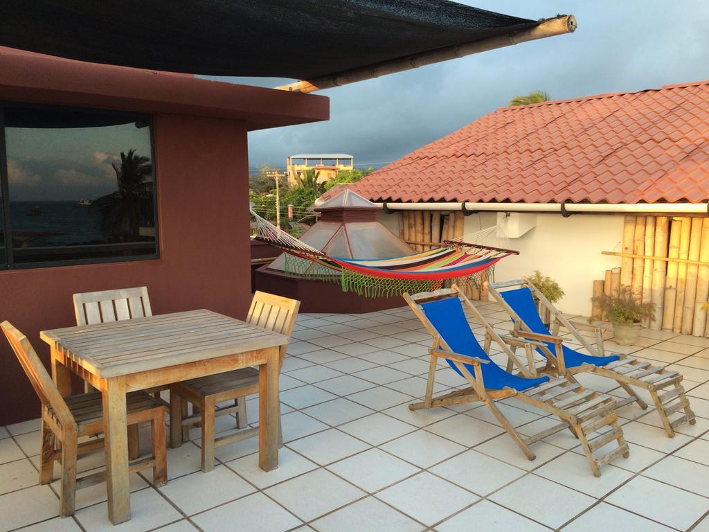 Galapagos House Hostel Puerto Ayora  Δωμάτιο φωτογραφία