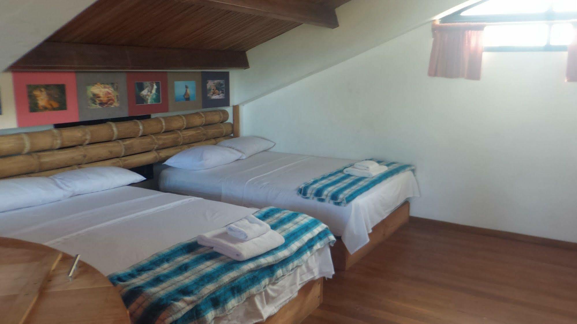 Galapagos House Hostel Puerto Ayora  Εξωτερικό φωτογραφία